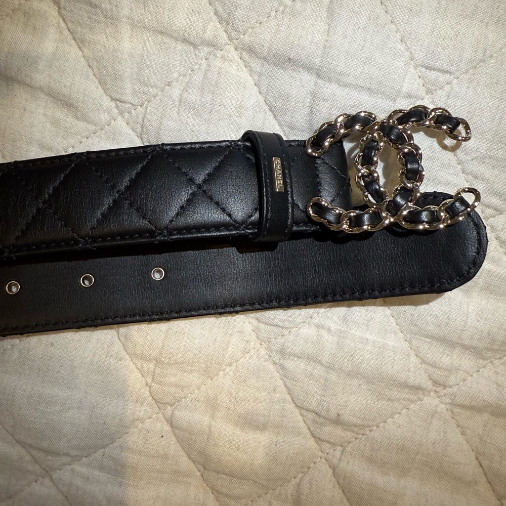 CHANEL Black and champagne hardware Quilted Leather Belt